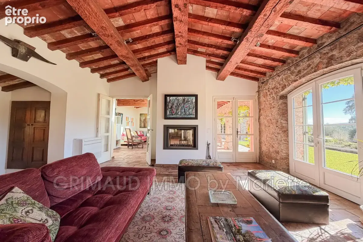 Maison 8 pièces 249 m² à vendre à Plan-De-La-Tour (83120) - photo 7