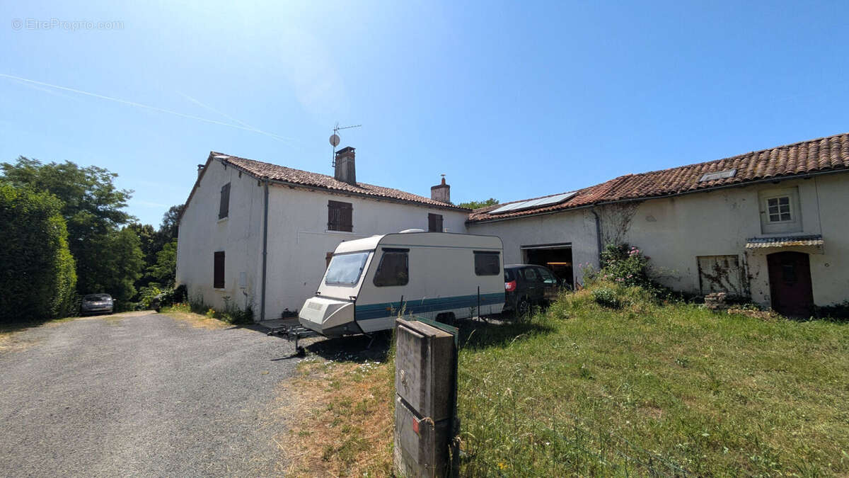 Maison 131m² à payroux - photo 15