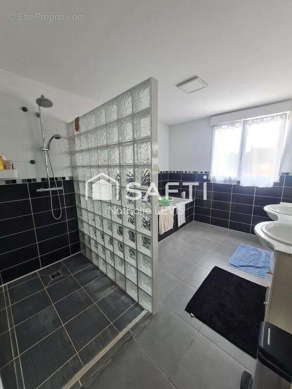 Photo 4 - Maison à COURRIERES