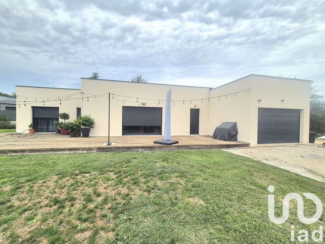 Photo 3 - Maison à VARETZ