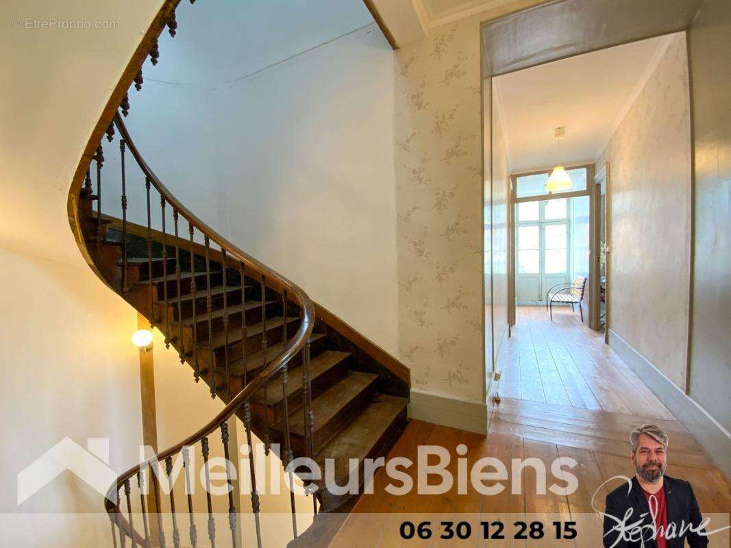 Maison en pierre en plein centre ville de Montendre - photo 10