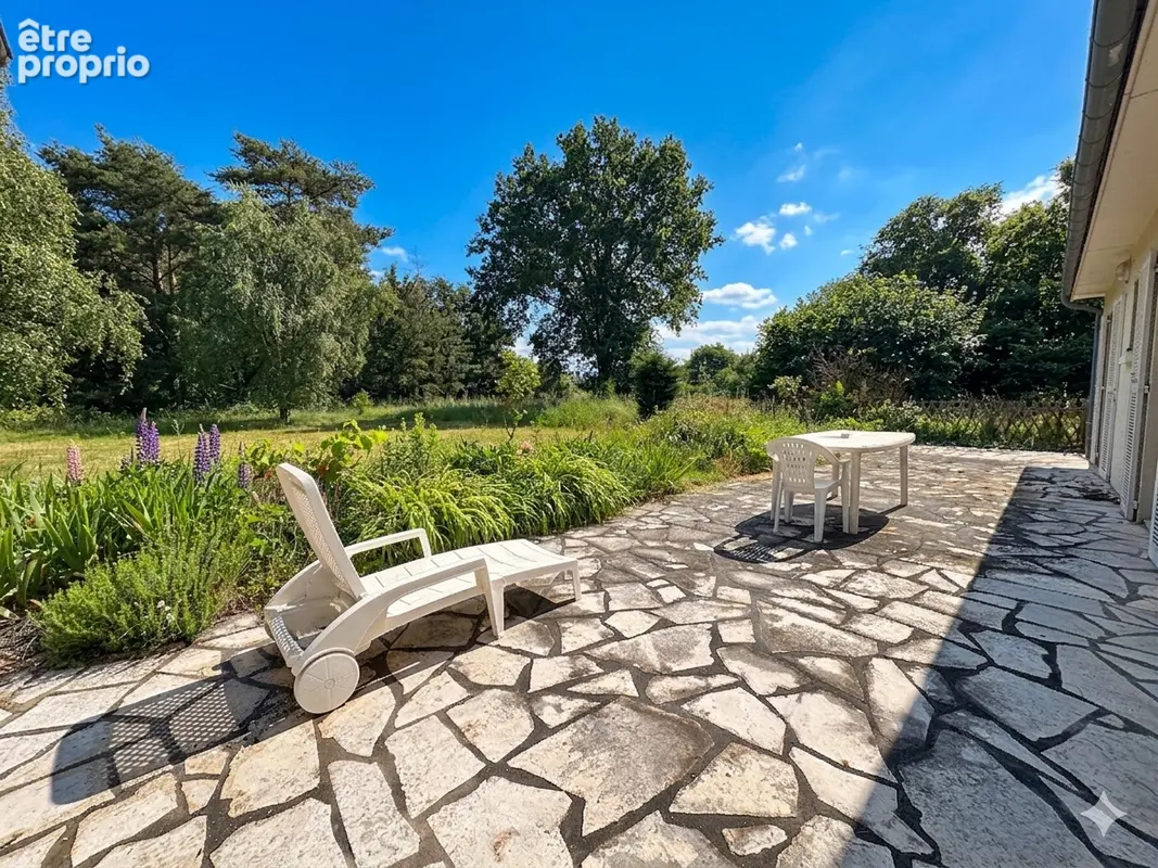 Maison spacieuse à vendre à Les Montils - Exclusivité CHAMBORD IMMOBILIER - photo 2