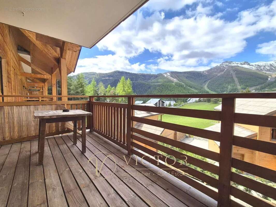 Appartement à SAINT-ETIENNE-DE-TINEE