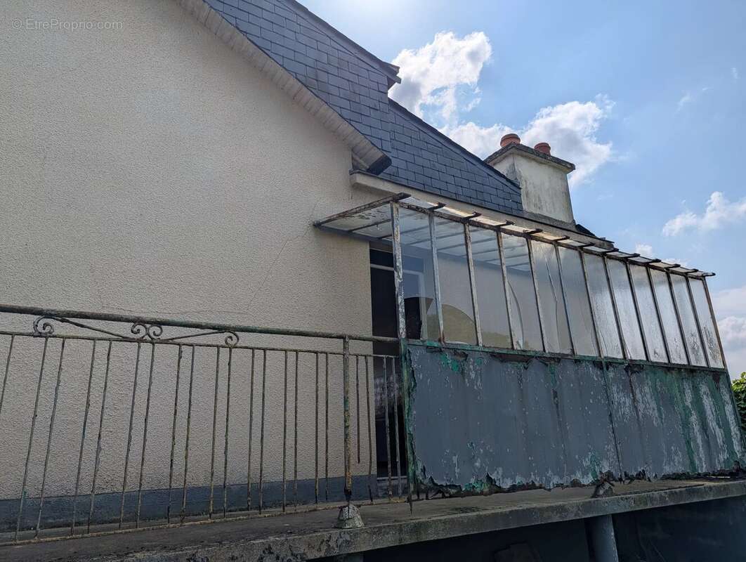 Maison à TINTENIAC