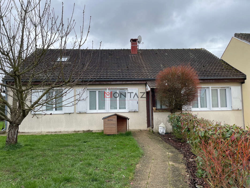 Maison à CHOISY-EN-BRIE