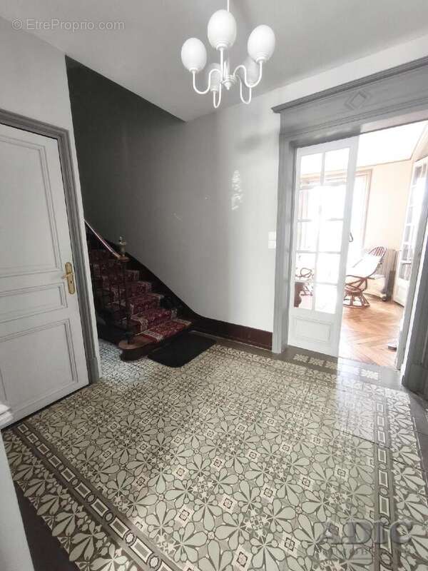 Maison 223 m² à Dammartin-En-Goele  - photo 5