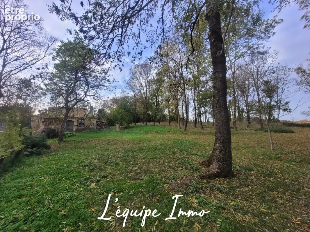 Terrain constructible de 2800 m2 viabilisé - photo 6