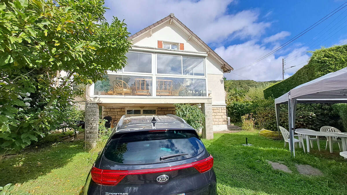 Maison à SAINT-REMY-LES-CHEVREUSE