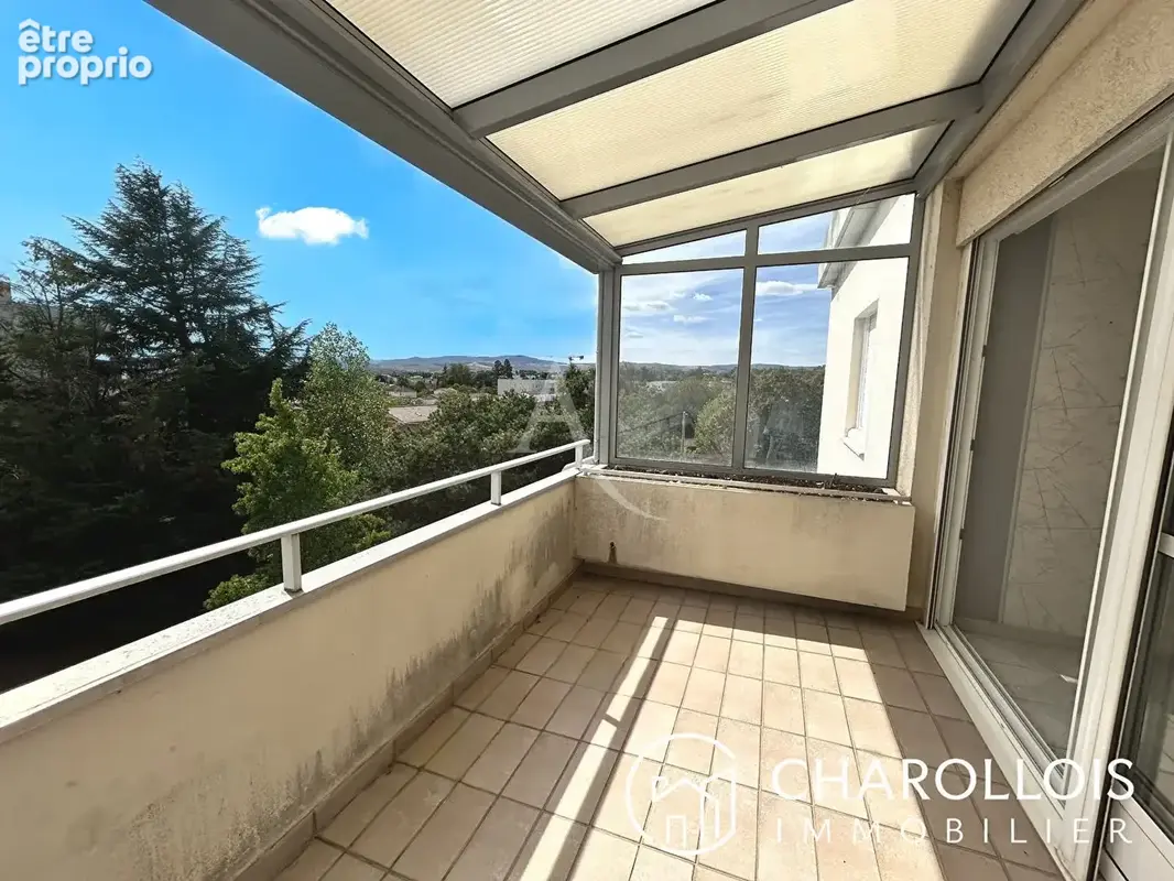 Appartement Charnay Les Macon 3 pièce(s) 72 m2 - photo 2