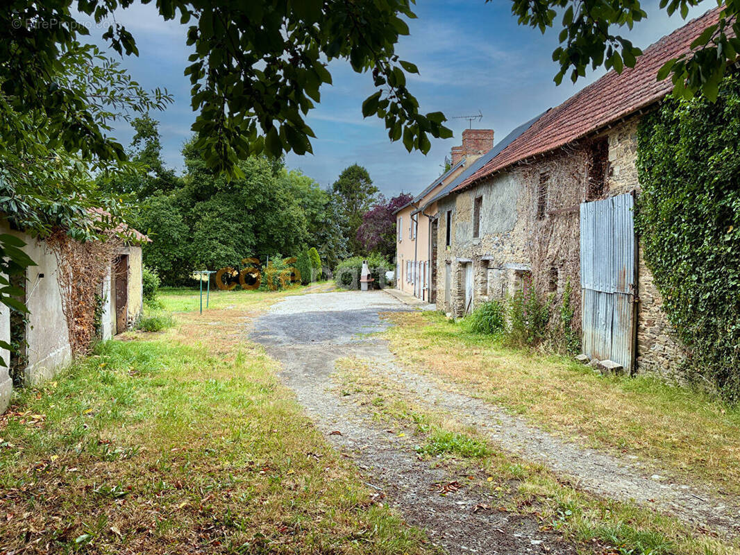 Maison à LE LOREY