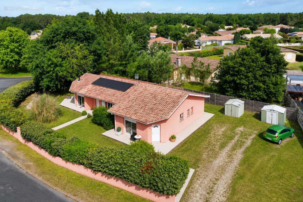 Maison de 7 pièces de 139 m² à Carcans - photo 3