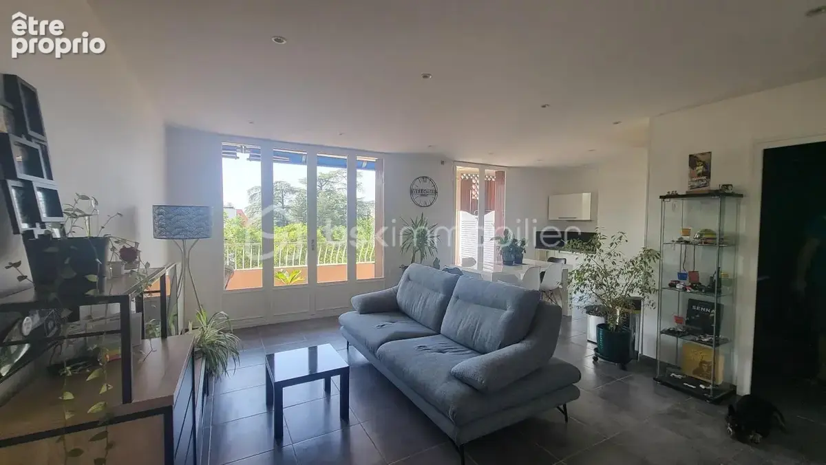 Appartement à ROMANS-SUR-ISERE