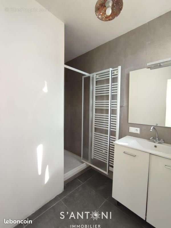 Appartement à PEZENAS