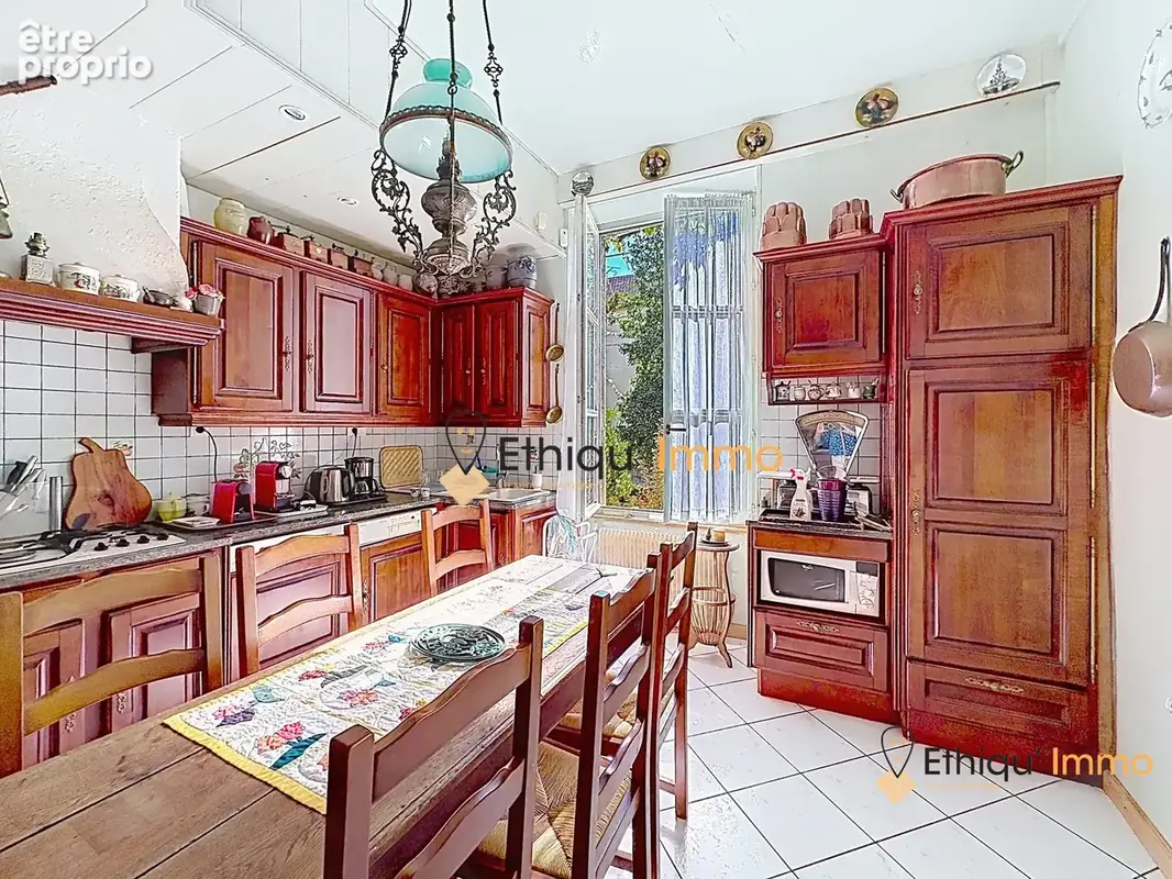 Maison 9 pièces 208 m² à vendre à Chaumont (52000) - photo 6
