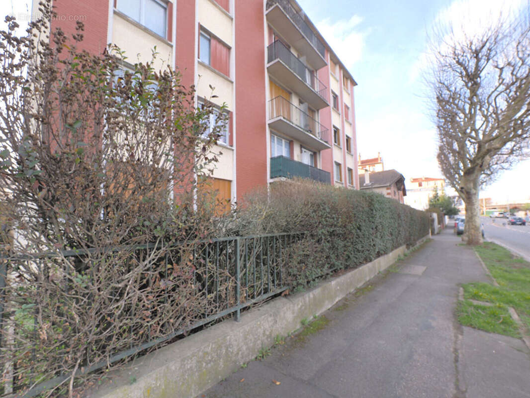 Appartement à NOISY-LE-SEC