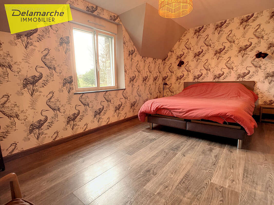 Maison à SAINT-SAUVEUR-LENDELIN