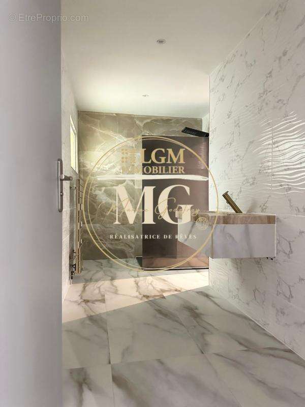 Maison à SAINT-CHRISTOL-LES-ALES