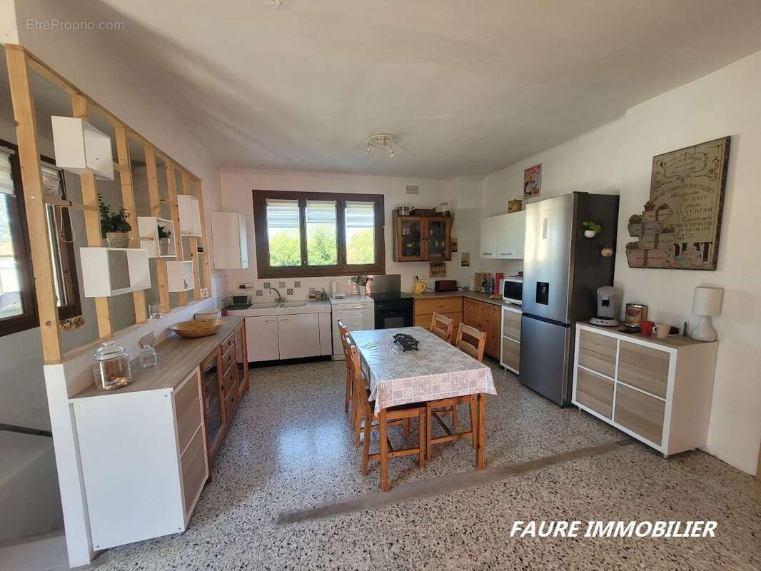 Maison à CREMIEU