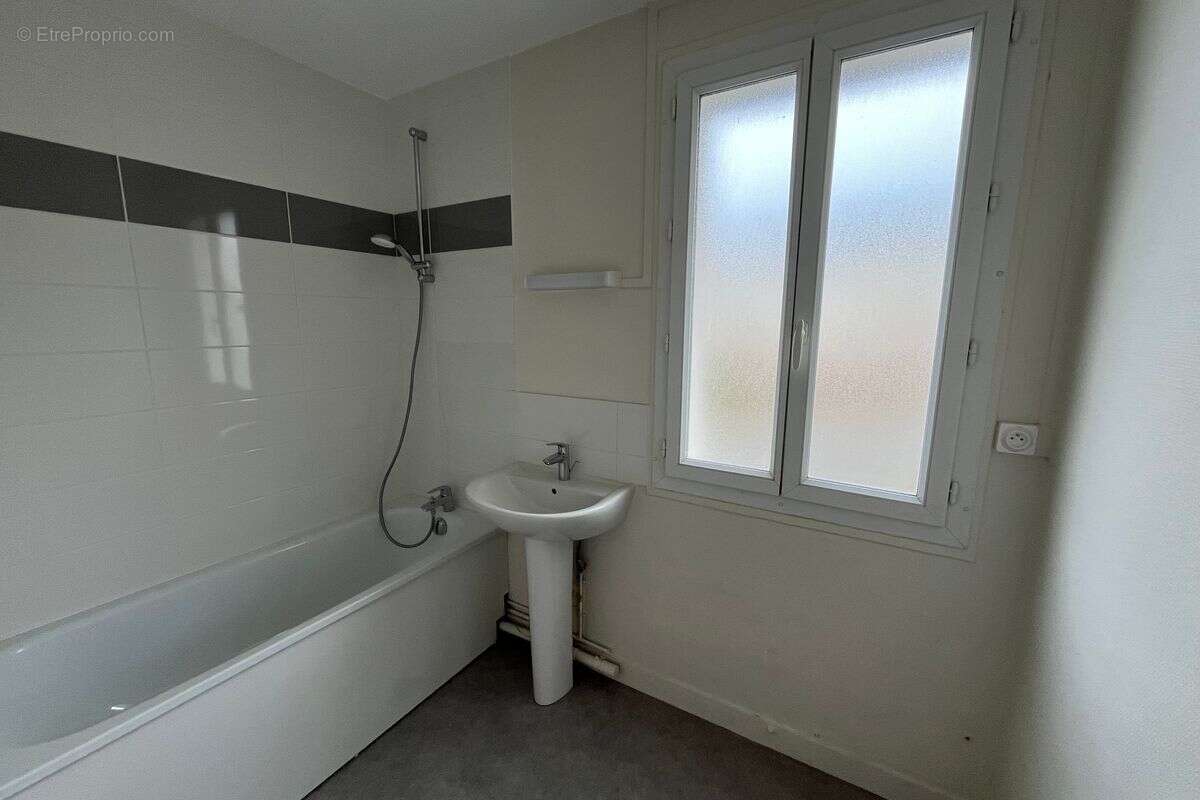 Maison à DESCARTES