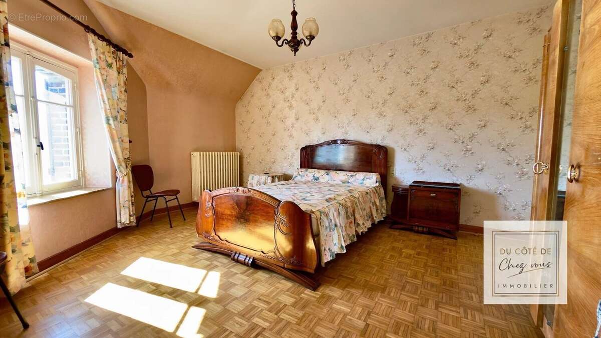 Maison à PRUNAY-BELLEVILLE