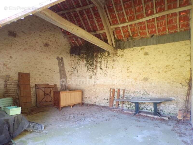 Maison à POULAINES