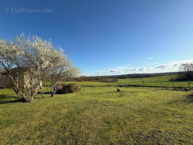 Maison à SAINT-PRIVAT-DES-PRES