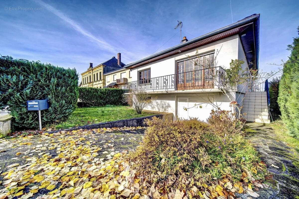 Maison à AMANVILLERS