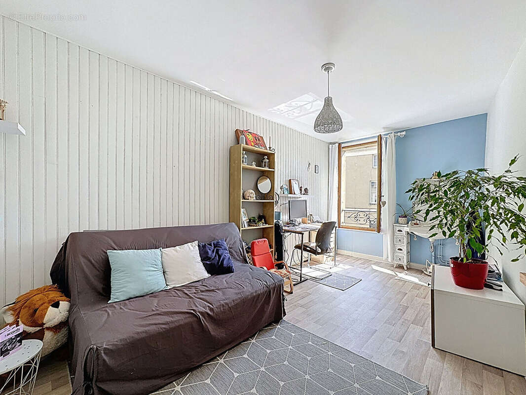 Maison à DOUE-LA-FONTAINE