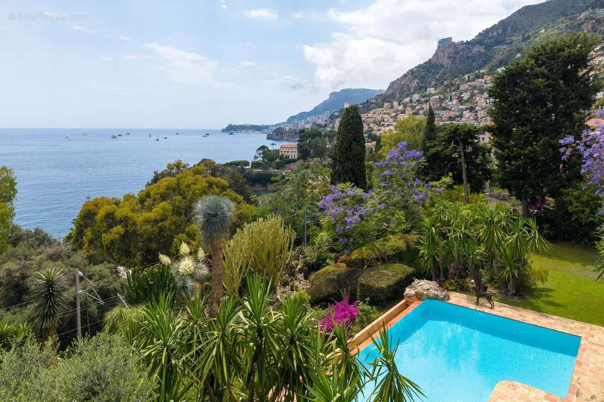 Maison à ROQUEBRUNE-CAP-MARTIN