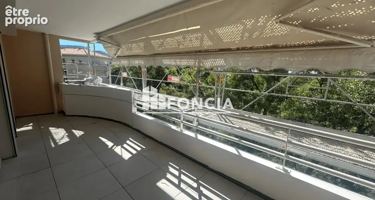 Bonneveine : t2 avec terrasse et garage - photo 8