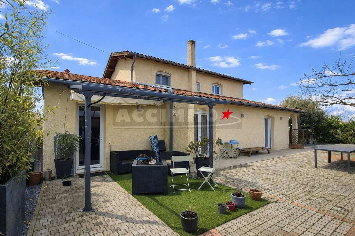 Maison à LAVAUR