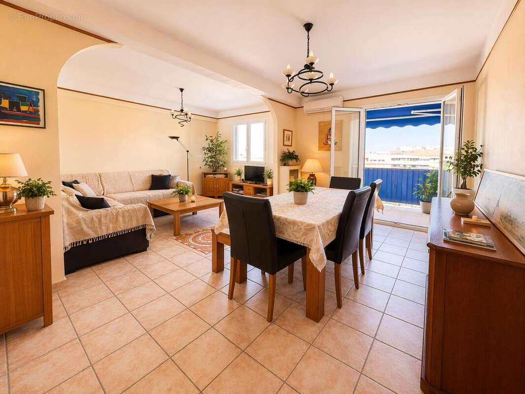   - Appartement à NICE