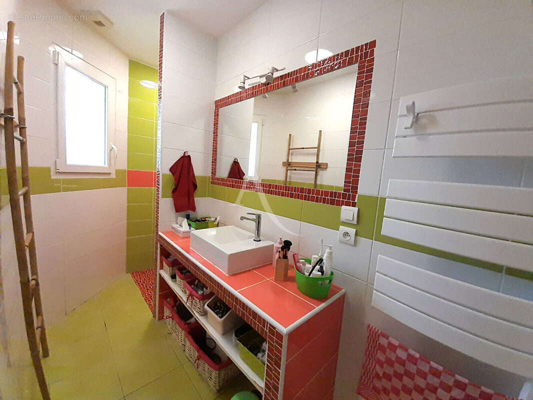 Maison à VILLENEUVE-DE-MARSAN