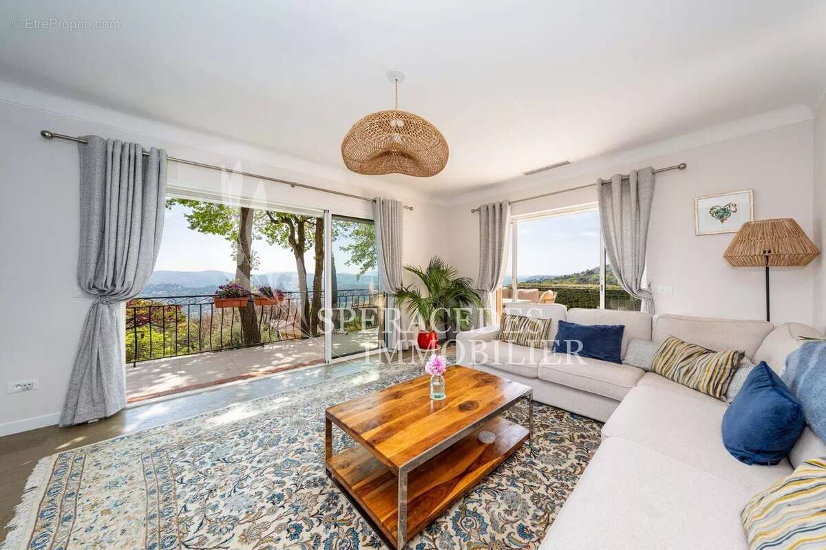 Maison à SPERACEDES