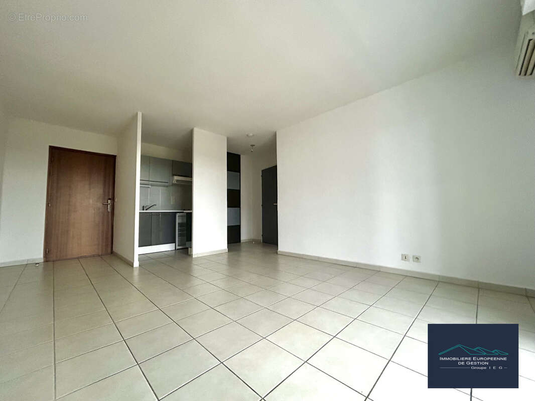 Appartement à SALEILLES