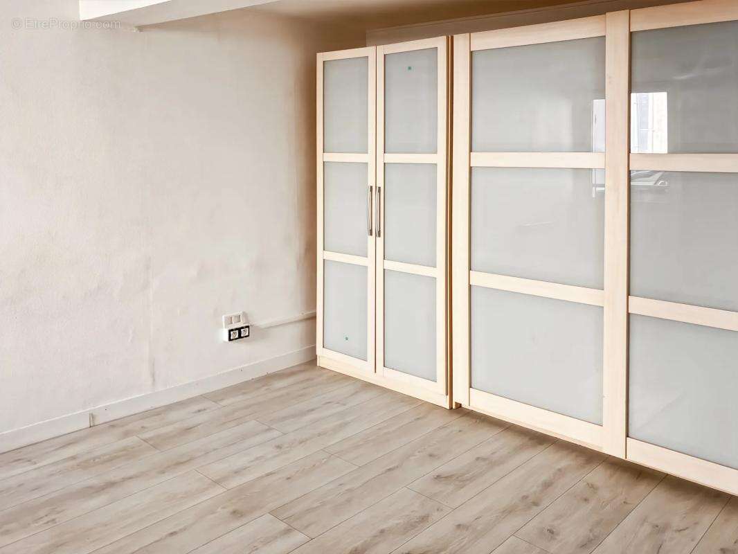 Appartement à LA FERTE-ALAIS