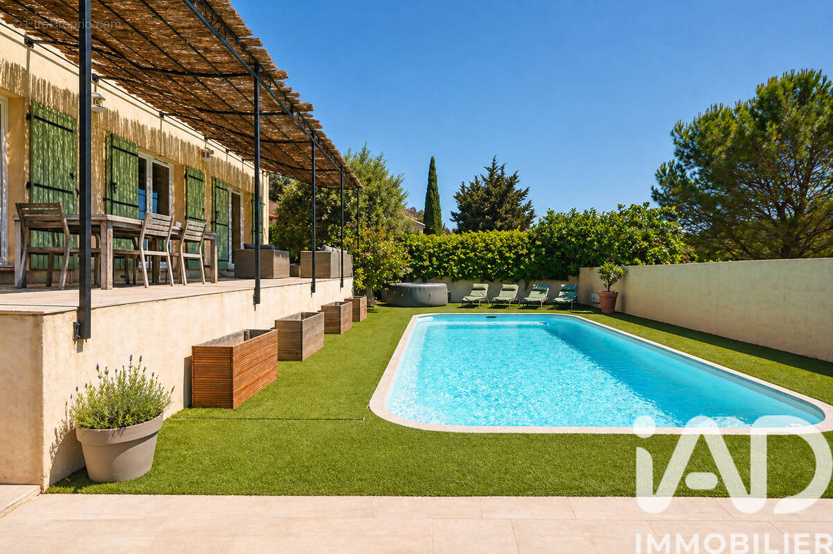 Photo 1 - Maison à AUBAGNE