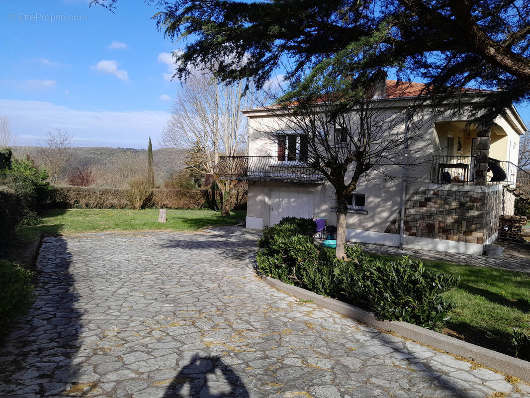 Maison à VILLEFRANCHE-DE-ROUERGUE