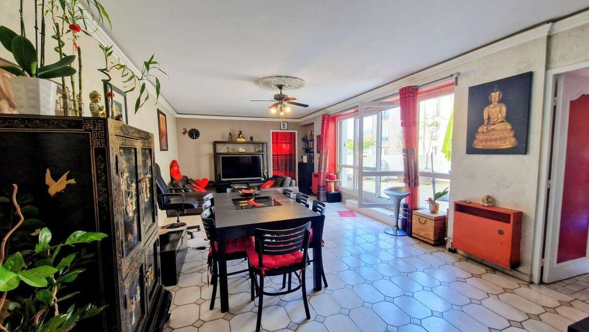 Appartement à NEUILLY-SUR-MARNE