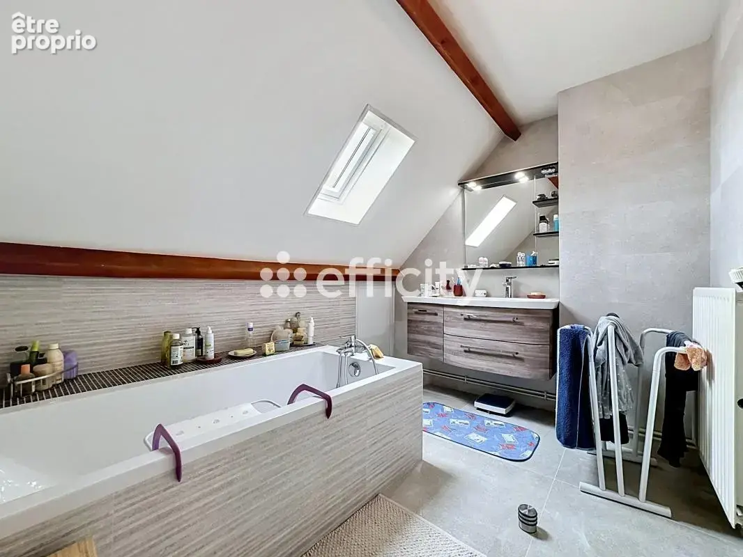 Maison 6 pièces 153 m² à vendre à Chevry-Cossigny (77173) - photo 12