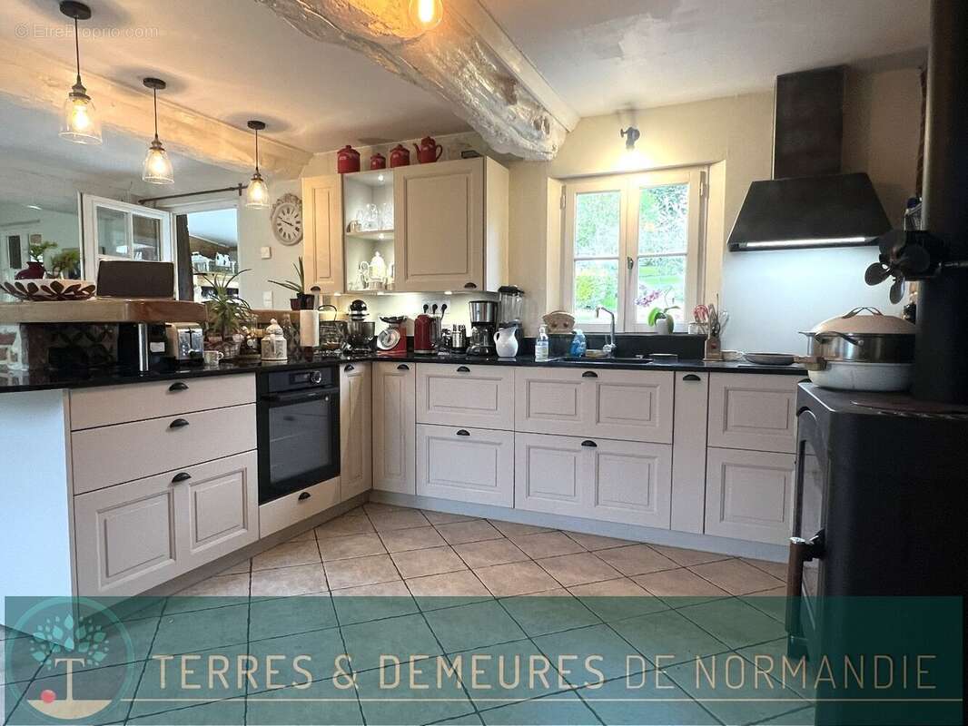 Maison à MARAIS-VERNIER