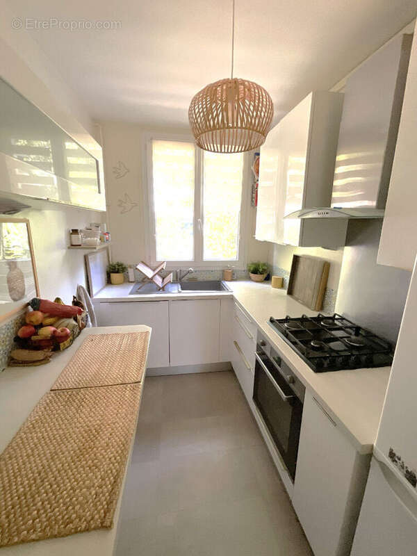 Appartement à BUC