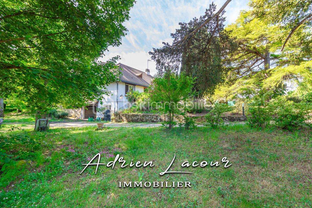 Jolie maison sur sous-sol avec son parc arboré - photo 15