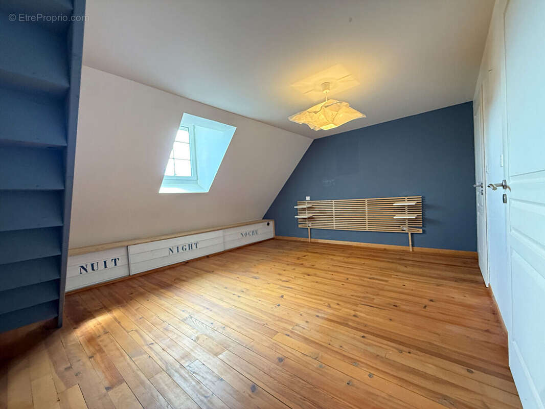 Appartement-maison Chilly-le-Vignoble / 5 pièce(s) / 2 chambres / 152 m² - photo 10