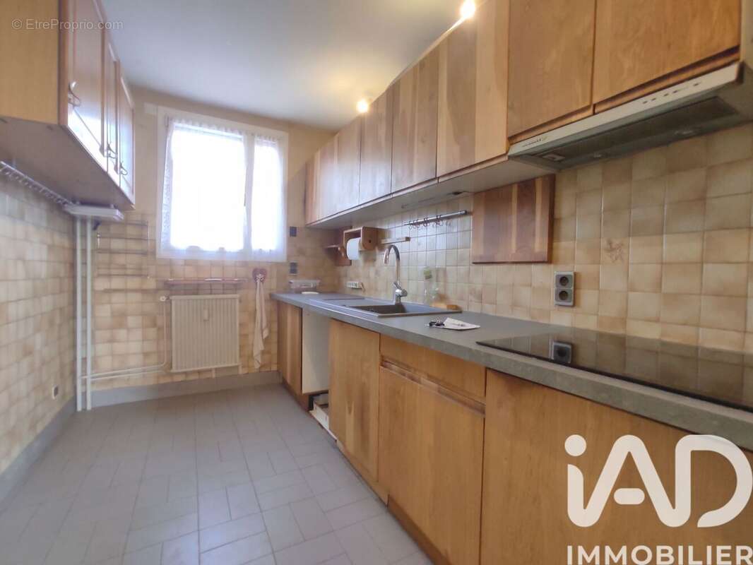 Photo 3 - Appartement à GUILHERAND-GRANGES