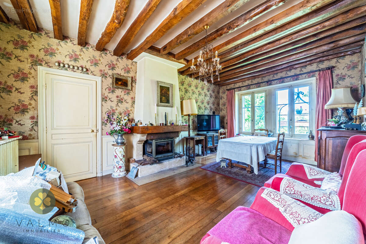 Maison à THOIRY
