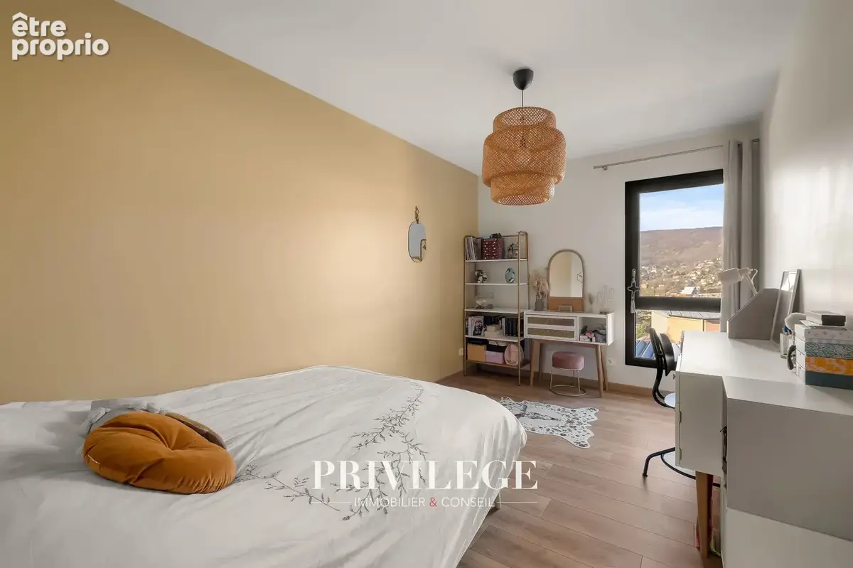 Maison d'architecte de 242 m2 avec vue et piscine - photo 18