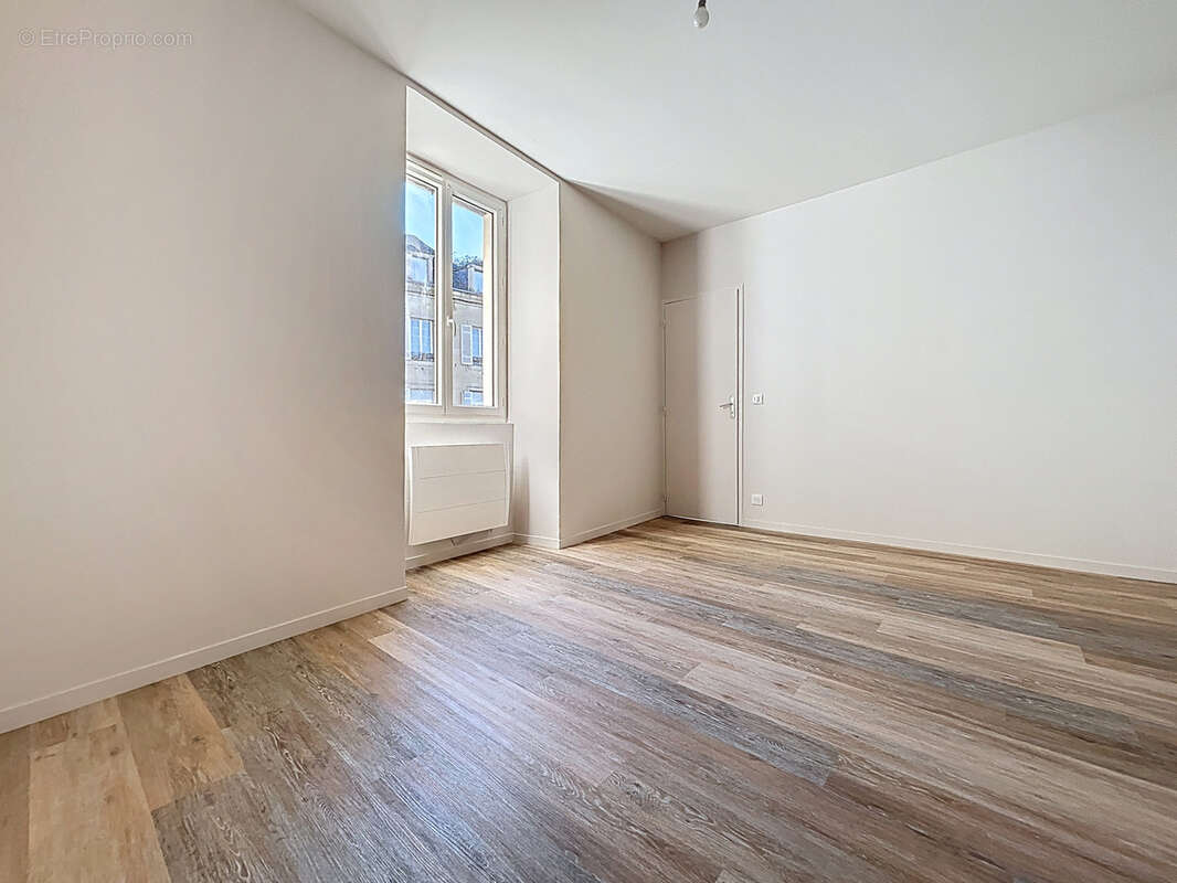 Appartement à TERRASSON-LAVILLEDIEU