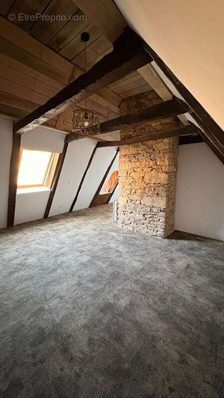 Maison à SAINT-COME-D'OLT