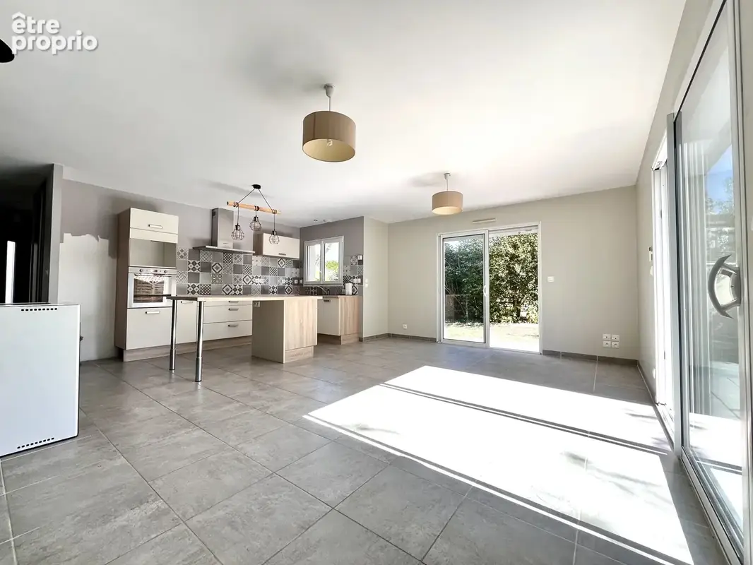 BOUAYE - Maison de 93 m2  sur une parcelle de 450 m2. - photo 2